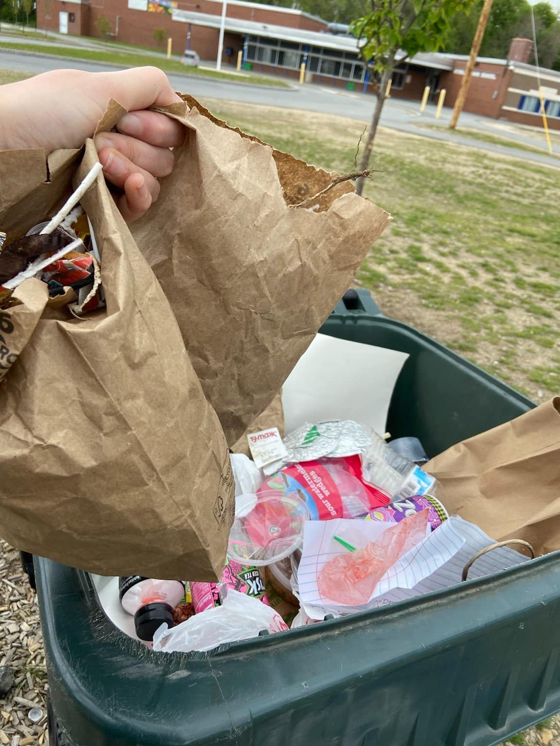 Litter Pickup at Gossler Park School – We Heart West